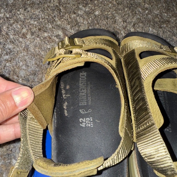 Birkenstock sandals men size 9 us. - Picture 8 of 11